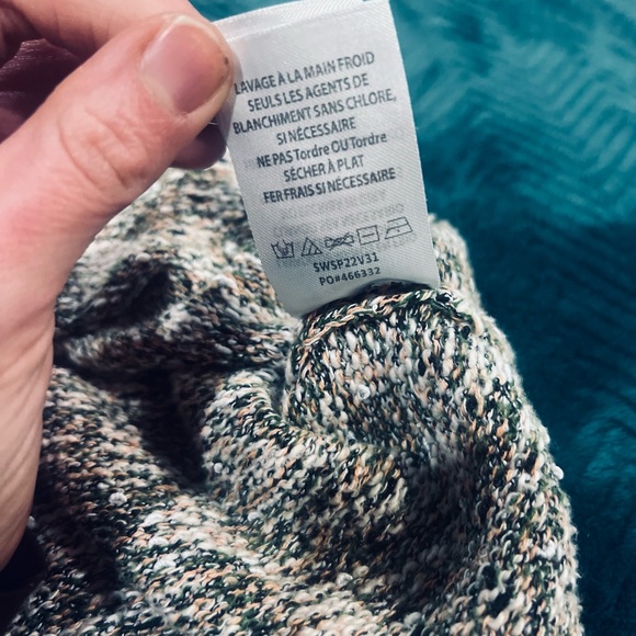 SHYANNE Bohemian Knit Button-Up Fashion Vest - Picture 8 of 9